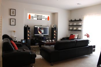 Featured image of post Home Theatre Setup Pics - Additionally, your home&#039;s acoustics will play a part in determining which speakers best fit your needs.